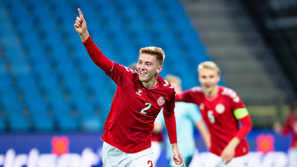 Andreas Poulsen jubler her over en scoring på Aalborg Portland Park for det danske U21-landshold i oktober 2019. <i>Arkivfoto: Henning Bagger/Ritzau Scanpix</i>