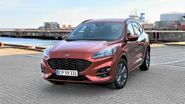 Ford Kuga Plug-i-Hybrid er tilbage i toppen af salgslisterne, og den blev den fjerde mest solgte bil i sidste måned. <i>Foto: Christian Schacht</i>