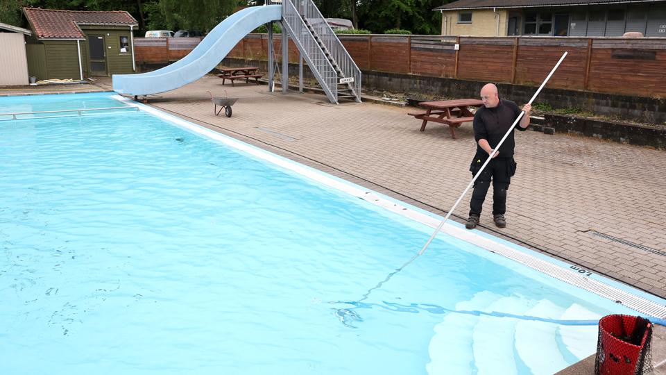 Hjørring City Camping vil hellere end gerne have badegæster - men ikke om natten. Her den nye lejrchef, Michael Zimmer. <i>Arkivfoto: Bente Poder</i>