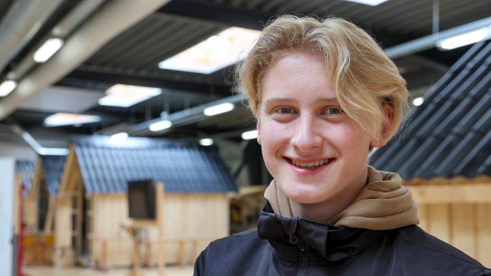 Magnus Lykkegaard valgte gymnasiet fra til fordel for en uddannelse som tømrer <i>Foto: Bente Poder</i>