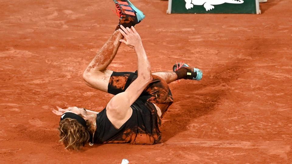 Alexander Zverev pådrog sig en voldsom ankelskade i French Open-semifinalen mod Rafael Nadal. <i>Tomas Stevens/Ritzau Scanpix</i>