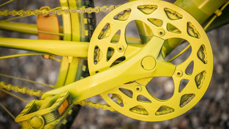 Det prestigefulde cykelløb Tour de France, der er kendetegnet ved sin karakteristiske gule farve og førertrøje, kommer til Danmark denne sommer. Som optakt til løbets tre danske etaper køres motionsløbet Tour de Storebælt lørdag, og det kan skabe trafikalt kaos. (Arkivfoto) <i>Mads Claus Rasmussen/Ritzau Scanpix</i>
