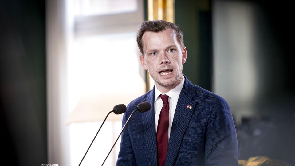 Beskæftigelsesminister Peter Hummelgaard (S) er ganske tilfreds med udviklingen, når det kommer til at få fordrevne ukrainere i job. (Arkivfoto). <i>Liselotte Sabroe/Ritzau Scanpix</i>