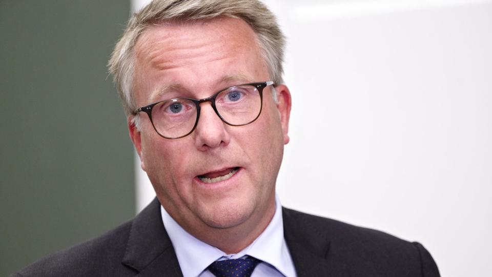 Forsvarsminister Morten Bødskov har indgået en aftale med Islands udenrigsminister, som skal styrke overvågningen af Arktis. Aftalen skal sikre, at forsvaret kan udveksle data og information fra området med Island. (Arkivfoto). <i>Philip Davali/Ritzau Scanpix</i>
