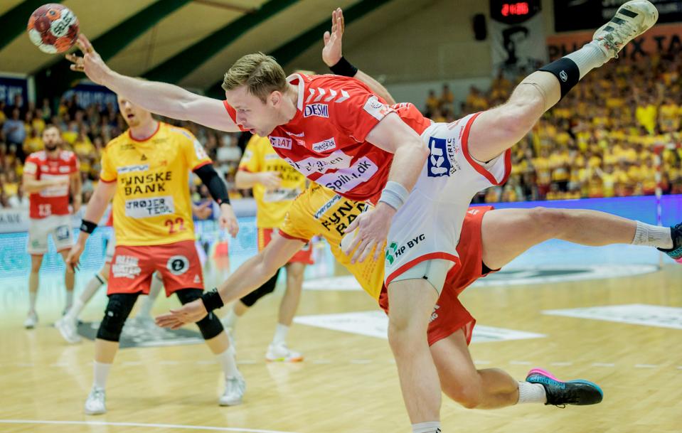 Aron Pálmarsson gjorde comeback og gjorde en forskel for Aalborg Håndbold <i>Foto: Martin Damgård</i>