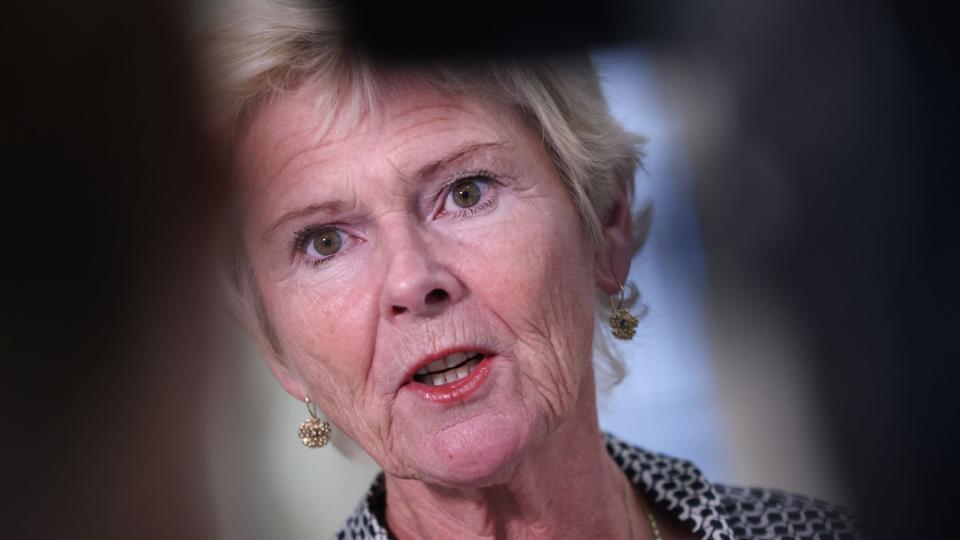 - Der er mange ting, der mangler i loven. Noget af det allervigtigste er, at der ikke afsættes penge til kontrolindsatsen, siger Lizette Risgaard om ny lov. <i>Olafur Steinar Gestsson/Ritzau Scanpix</i>