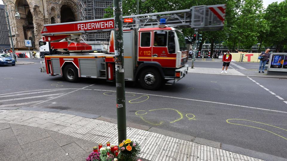 En lærer er død, og en anden er i livsfare efter en påkørsel i Berlin onsdag. <i>Fabrizio Bensch/Reuters</i>