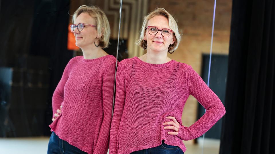 En ny blivende dansefestival "Dansekraft" med internationale aspirationer, der skal sætte Aalborg på verdenskortet indenfor dans, starter til september i Aalborg. Koordinator Birgitte Bisgaard Nielsen fortæller om planerne og visionerne. Aalborg 10. Juni 2022. <i>Foto: Claus Søndberg</i>