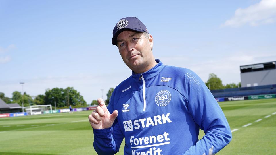 Kasper Hjulmand ses her forud for lørdagens træning i Helsingør. <i>Martin Sylvest/Ritzau Scanpix</i>