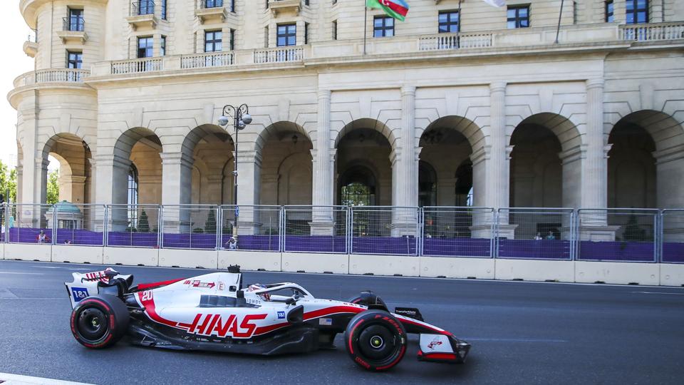 Kevin Magnussen blev nummer 16 i lørdagens kvalifikation. <i>Ali Haider/Ritzau Scanpix</i>