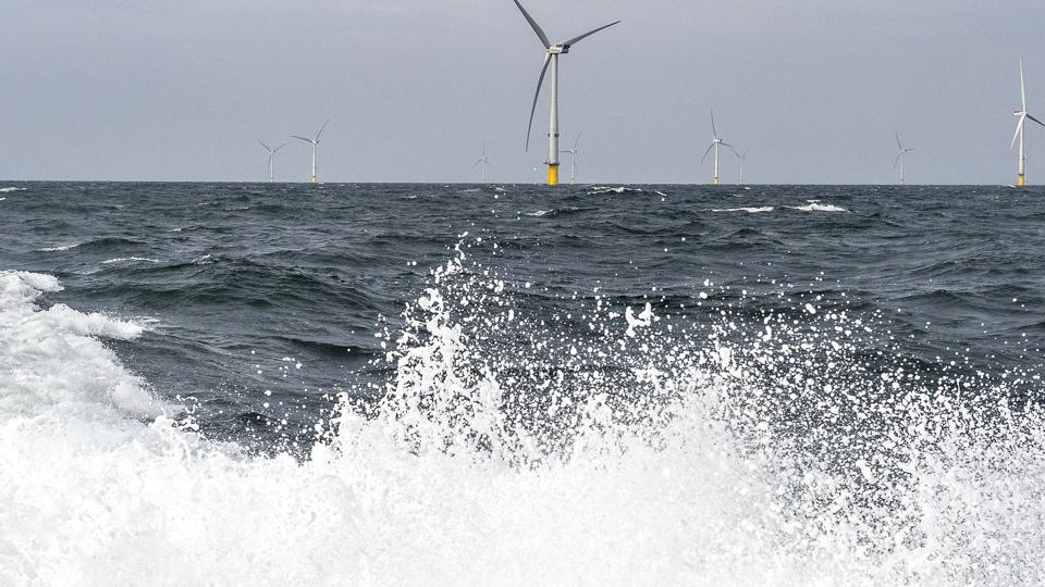 Med et nyt udspil lægger regeringen op til, at den samlede udbygning af energi fra havvind femdobles frem mod 2030. (Arkivfoto). <i>Henning Bagger/Ritzau Scanpix</i>