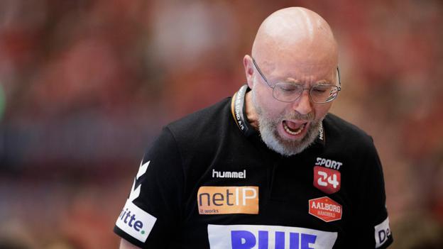 Stefan Madsen og Aalborg Håndbold kan med rette indstille kursen mod at generobre DM-guldet. <i>Foto: Henrik Bo</i>