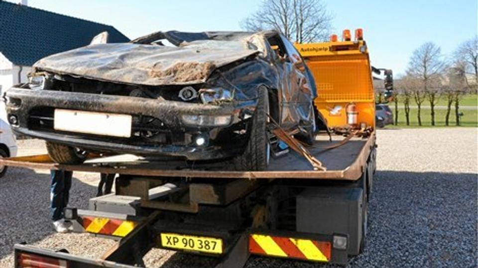 Toyota Corolla'en havde lidt temmelig megen overlast, som det fremgår af billedet. Privatfoto