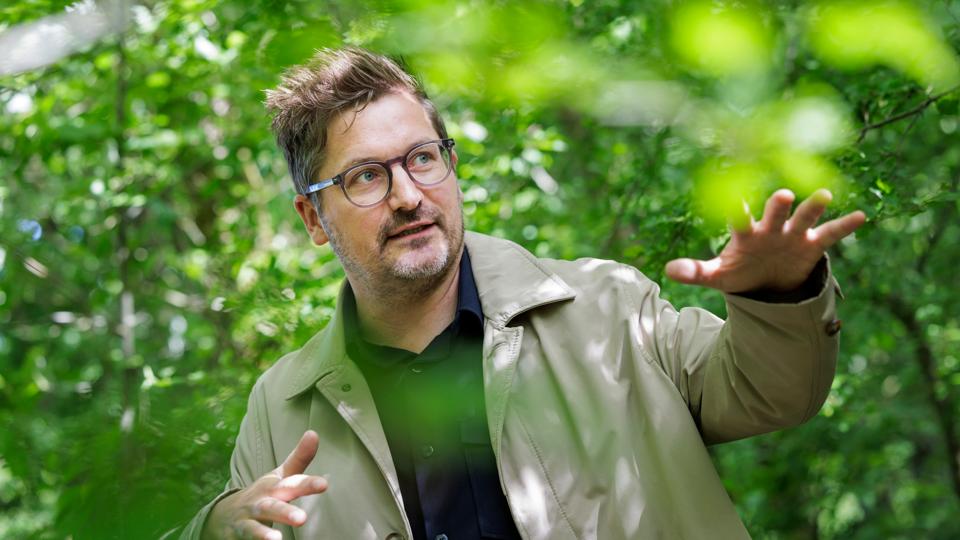 Da Karsten og hans bror Poul kom på sporet af et mysterium, kastede de sig helhjertede over det. <i>Foto: Henrik Bo</i>