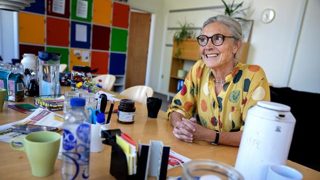 Anne Wraae mener, at fagligligheden er mindst lige så høj på en lille skole, og der er ikke så mange konflikter. <i>Foto: Lars Pauli</i>