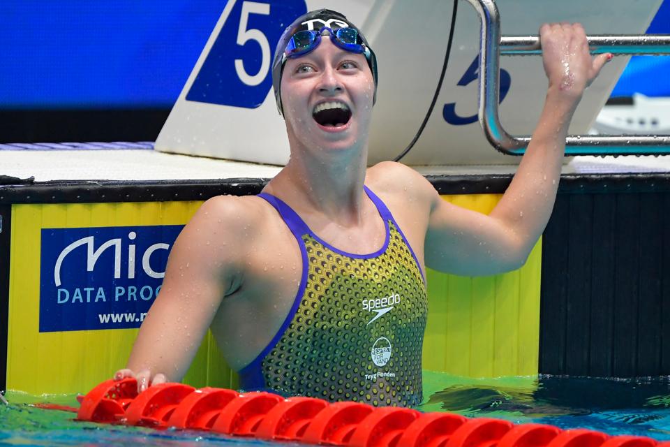 Helena Rosendahl Bach vandt i november sølv ved EM. Nu debuterer den unge svømmer ved VM. <i>Arkivfoto: Andrea Staccioli/Ritzau Scanpix</i>
