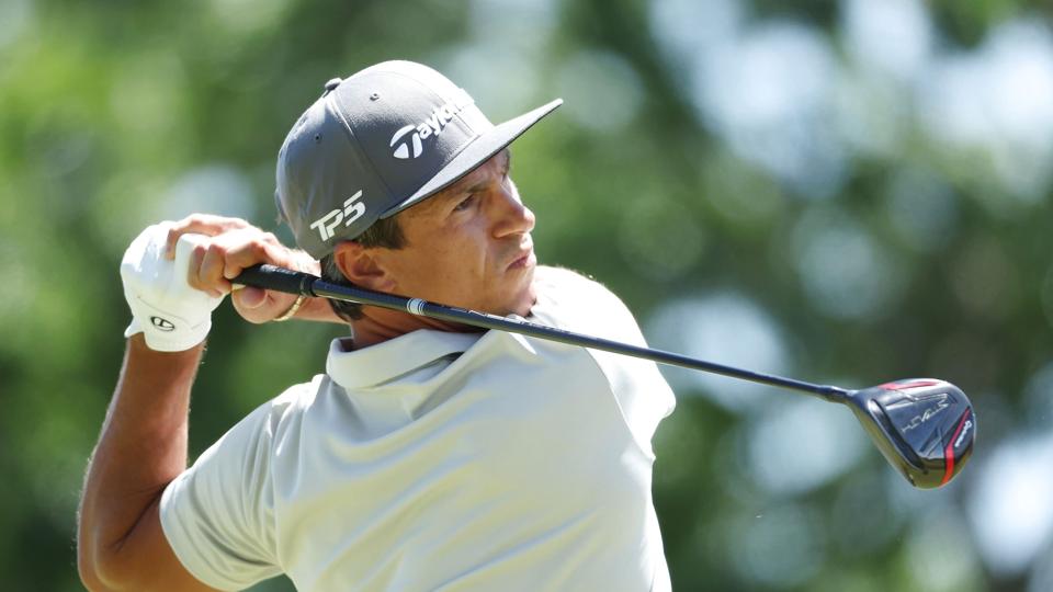 - Han har et kæmpe talent, så når svinget sidder der, kan han være med hvor som helst, siger golfkommentator Henrik Knudsen om Thorbjørn Olesen (på billedet). <i>Warren Little/Ritzau Scanpix</i>