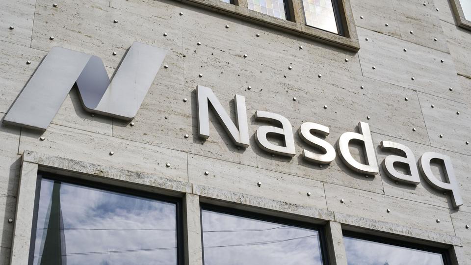 Der var fra morgenstunden negativ stemning på den danske Nasdaq Copenhagen-børs, hvor aktiekurserne faldt ret markant. Og nedturen ændrede ikke kurs i løbet af dagen, som blev en af de værste i indeksets historie. (Arkivfoto). <i>Signe Goldmann/Ritzau Scanpix</i>