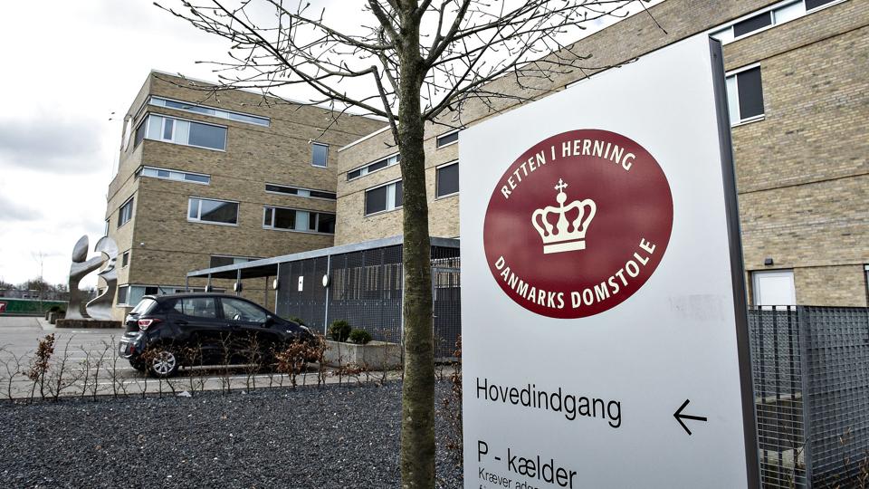 Retten i Herning behandler sagen, der føres som en nævningesag med seks nævninger og tre dommere. (Arkivfoto). <i>Henning Bagger/Ritzau Scanpix</i>