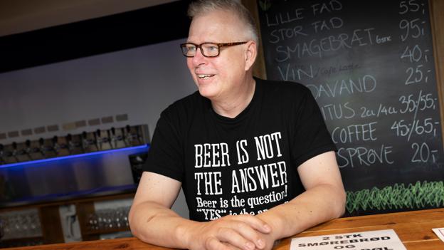 Der skal mere gang i aktivitetsniveauet, men så kan der også tjenes penge på øl fra Vrå Bryghus, mener Kent Boalth. <i>Foto: Claus Søndberg</i>