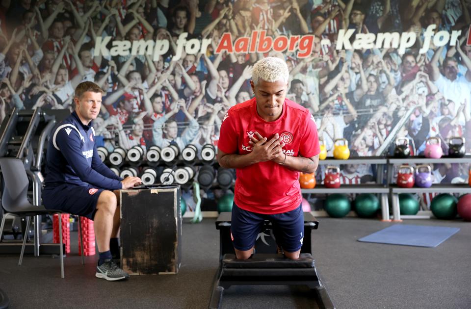Allan Sousa havde søndag første arbejdsdag i AaB. <i>Foto: Bente Poder</i>