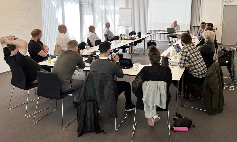 En række af de ledende IT-leverandører indenfor kvalitetssikring-og kvalitetsdokumentation var forleden samlet til orienteringsmøde på Teknologisk Institut i Taastrup.