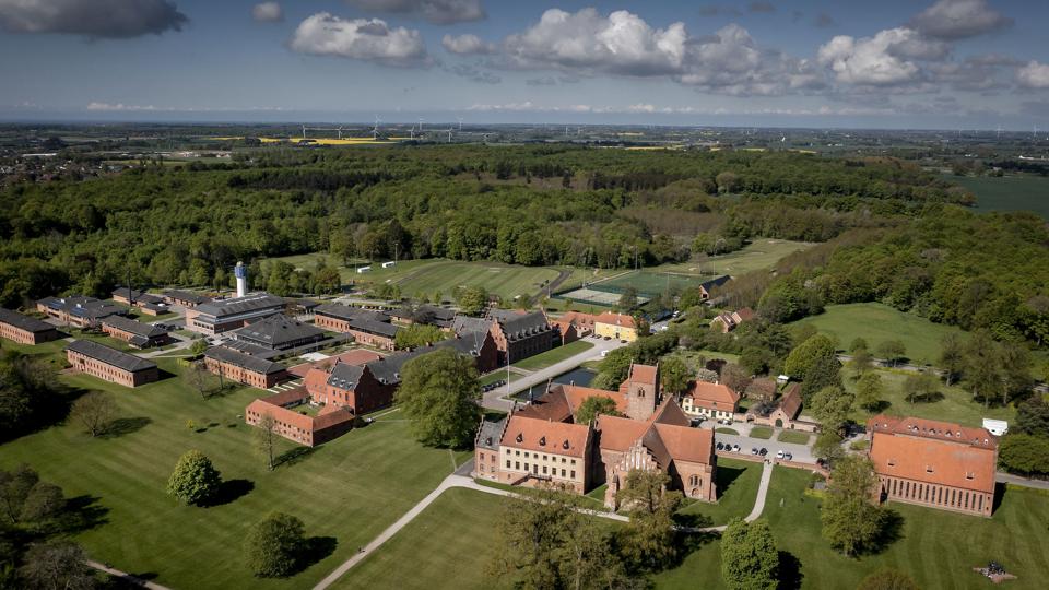 Nuværende og tidligere elever kan nu indberette, hvis de har set eller selv været udsat for en mulig krænkelse på Herlufsholm Skole. (Arkivfoto). <i>Mads Claus Rasmussen/Ritzau Scanpix</i>
