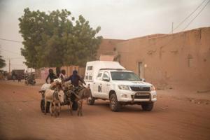 Formodede jihadister dræber mere end 130 civile i Mali