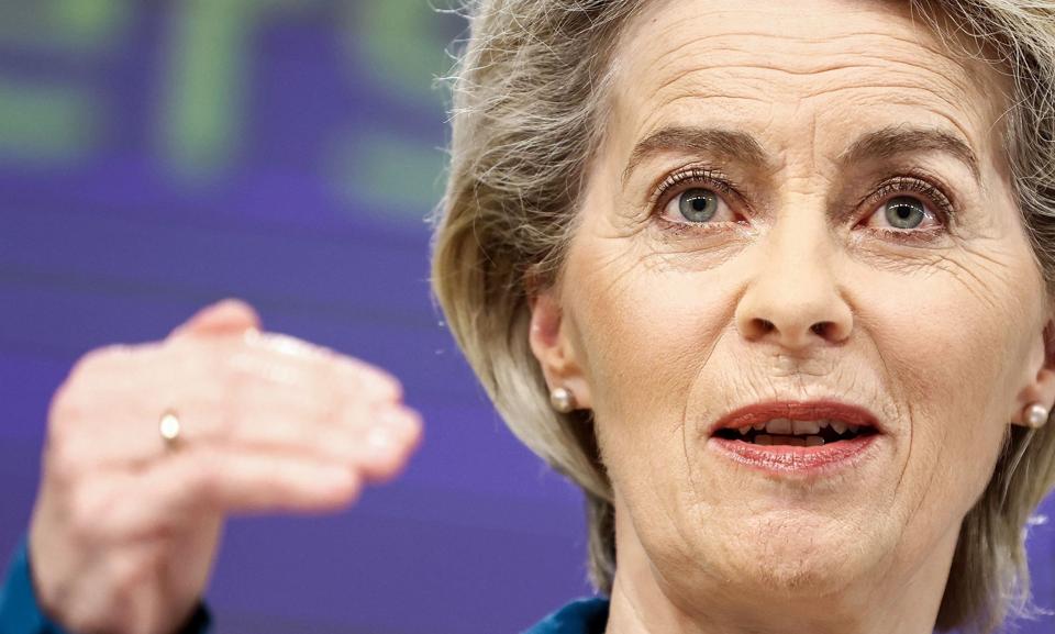Ukraine kan få status af EU-kandidatland på EU-topmøde i denne uge, efter at EU-Kommissionens formand, Ursula von der Leyen, har anbefalet den tilgang med forventning om yderligere refomer i Ukraine. <i>Kenzo Tribouillard/Ritzau Scanpix</i>