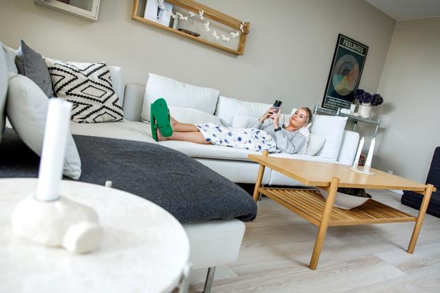 Louise har fundet en balance, så når trætheden rammer, kan hun holde de nødvendige pauser. <i>Foto: Torben Hansen</i>