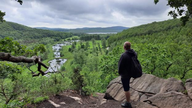 Her kan man stå længe i sine egne tanker og nyde roen og det smukke vue. <i>Foto: Morten Mørch</i>