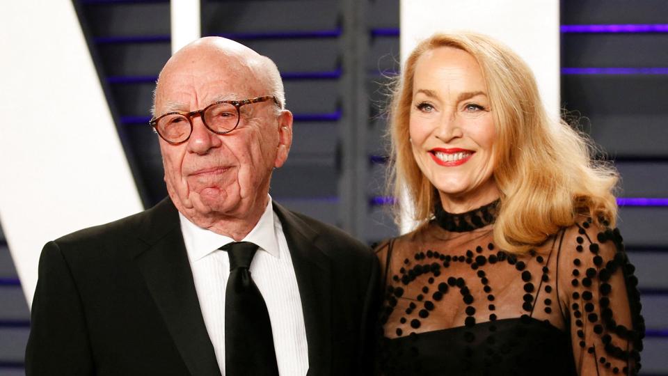91-årige Rupert Murdoch og 65-årige Jerry Hall skal skilles, skriver The New York Times. <i>Danny Moloshok/Reuters</i>