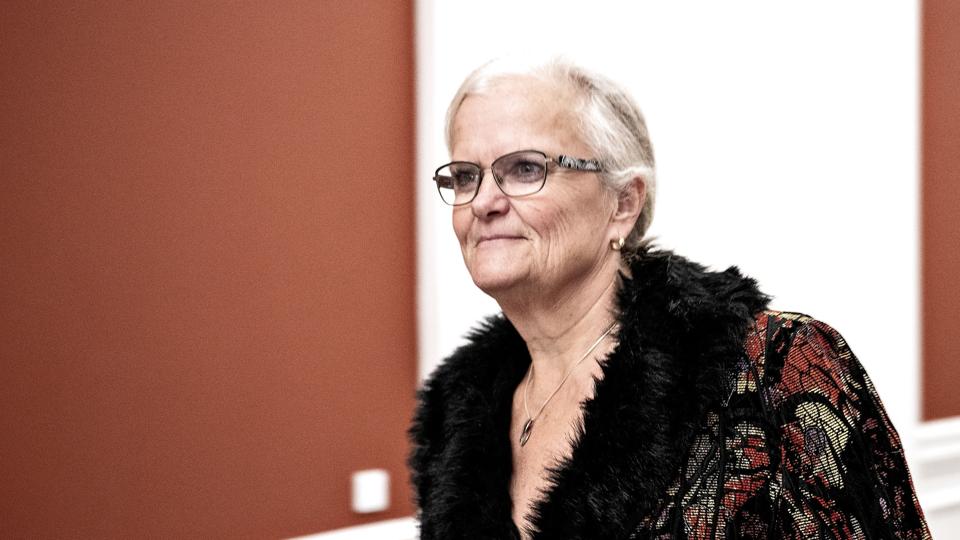 Liselott Blixt, Dansk Folkeparti ankommer til møde i Epidemiudvalget torsdag den 25. november 2021. (Foto: Nils Meilvang/Ritzau Scanpix) <i>Nils Meilvang/Ritzau Scanpix</i>