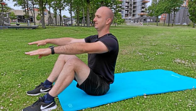 Der bliver en times gratis træning med puls og styrke hver onsdag klokken 17 i parken. <i>Foto: Marianne Isen</i>