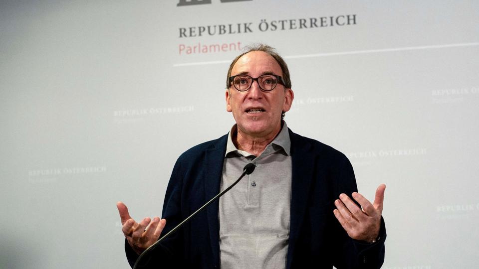 Det østrigske krav om coronavaccine har ikke fået flere til at lade sig vaccinere, siger sundhedsminister Johannes Rauch. <i>Joe Klamar/Ritzau Scanpix</i>