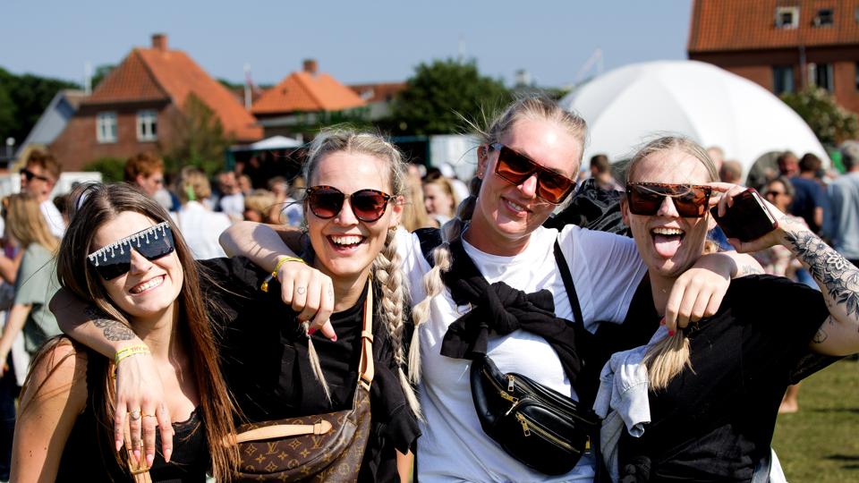 Fra venstre er det Lina Skov Nielsen, Mille Madsen Kongslev, Nanna Vester Nielsen og Maya Madsen Kongslev. <i>Foto: Bo Lehm</i>