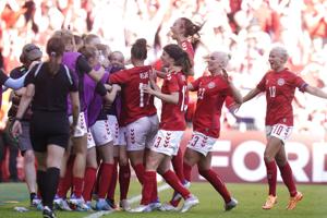 Danske fodboldkvinder dukker Brasilien i rekordkamp