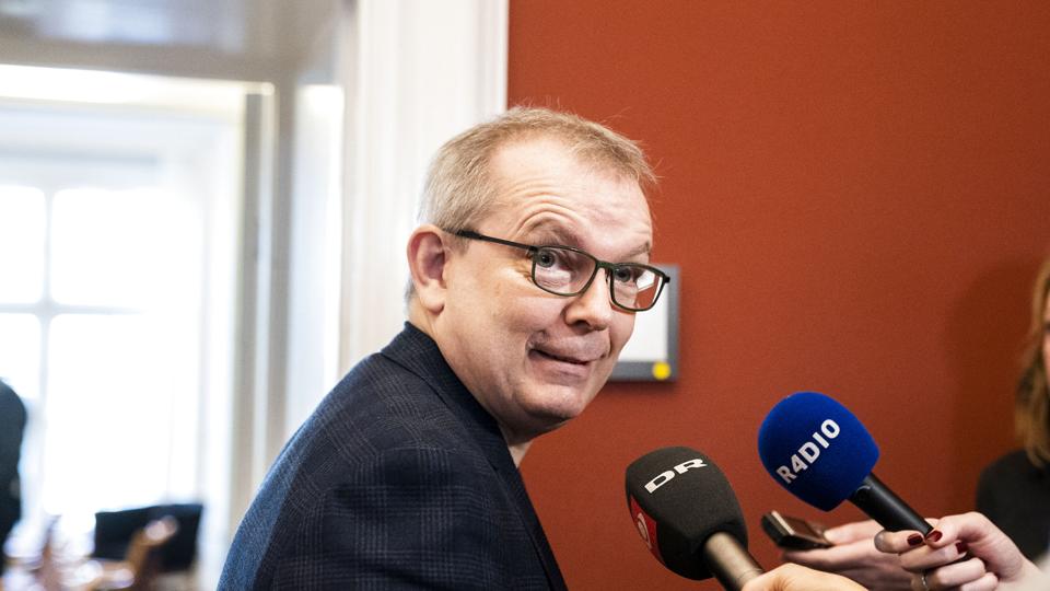 Hans Kristian Skibby (på billedet) meldte sig sammen med flere andre folketingsmedlemmer ud af Dansk Folkeparti i februar. Nu vil han være med i Inger Støjbergs nye parti, Danmarksdemokraterne. Det samme vil tidligere DF'er Bent Bøgsted, som dog på forhånd har meddelt, at han ikke genopstiller ved næste folketingsvalg. (Arkivfoto). <i>Ida Marie Odgaard/Ritzau Scanpix</i>