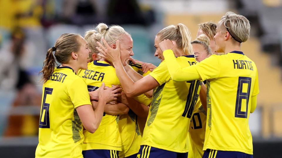Sveriges 23 spillere kan se frem til en øget startbonus fra fodboldforbundet, når de deltager ved EM i England. Hver spiller er garanteret 180.000 danske kroner for at blive udtaget til truppen. (Arkivfoto). <i>Adam Ihse/Ritzau Scanpix</i>