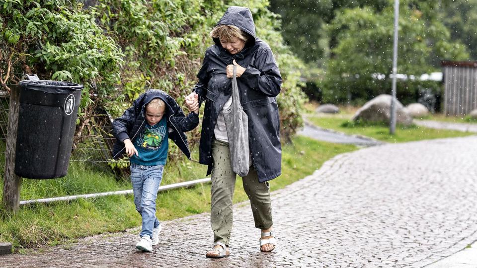Mandag kan blive en våd og kold affære, hvis man befinder sig i Jylland. (Arkivfoto). <i>Henning Bagger/Ritzau Scanpix</i>