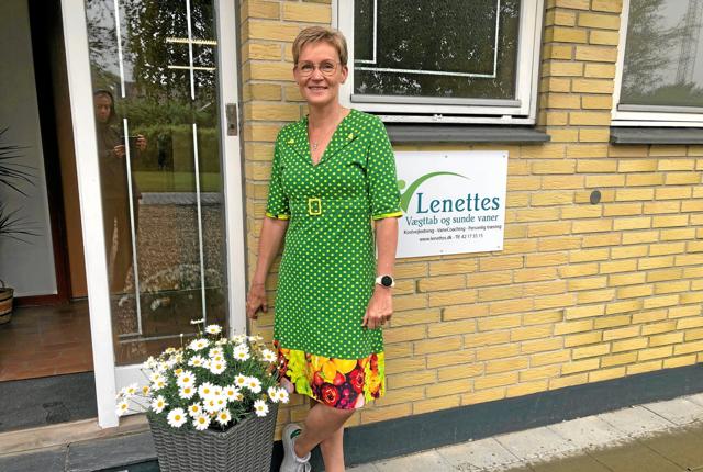 Lenette Grønning Jørgensen har i 25 år arbejdet med kost og ernæring. Nu er hun begyndt som selvstændig og hjælper folk med varigt vægttab. Foto: Pernille Damsgaard