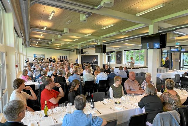 122 frivillige i Hobro IK deltog i festen, der blev afholdt i Sparekassen Danmark Loungen på DS Arena. Foto: Hobro IK
