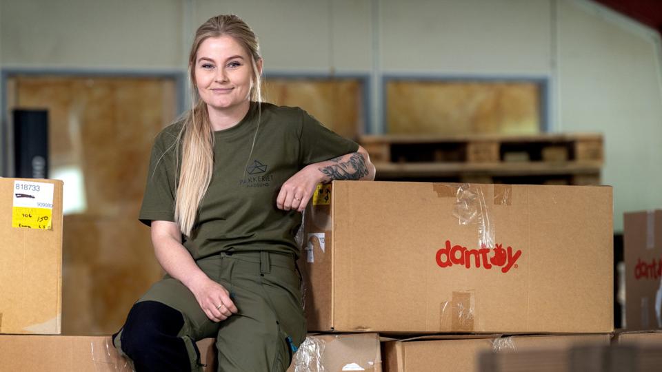 For tiden er Gry Larsens smil ikke helt så stort. Hun har været nødt til at fyre 10 medarbejdere. <i>Foto: Torben Hansen</i>