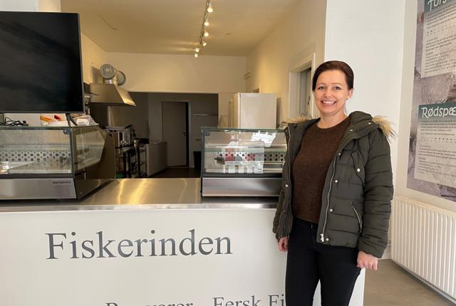 Ina Grønhøj er iværksætter i hjertet, og nu har hun kastet sig over at sælge fisk i Aalborg. Foto: Sarah Thun