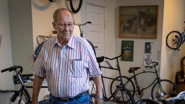 Cykelmuseet og alle dens historier er med til at holde Agner Svenningsen frisk.