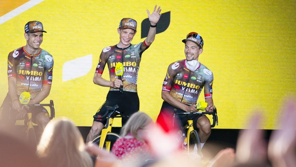 En overvældet Jonas Vingegaard måtte onsdag knibe en tåre under Tour de France-præstationen foran et begejstret publikum i Tivoli. <i>Liselotte Sabroe/Ritzau Scanpix</i>