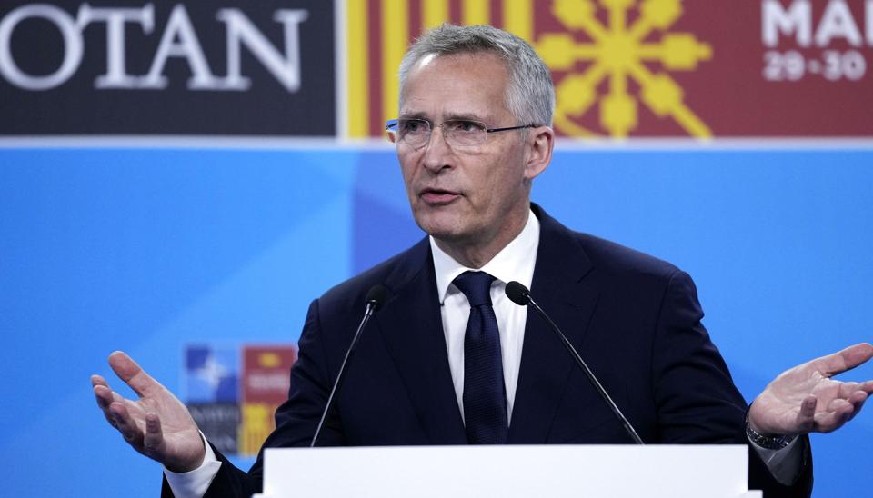 Nato vil få øget sit fællesbudget markant frem mod 2030. Det skal blandt andet bruges på flere øvelser, udstyr og en styrket kommandostruktur, siger Natos generalsekretær, Jens Stoltenberg. <i>Bernat Armangue/Ritzau Scanpix</i>