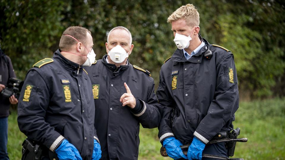 Ansvarsplaceringen hos den øverste ledelse i Rigspolitiet er med til at frifinde de menige og ofte unge politimænd og politielever, som har stået forrest og hjulpet myndigheder med nedslagtningen af mink, selv om der manglede lovhjemmel, mener Politiforbundets formand, Heino Kegel. (Arkivfoto). <i>Mads Claus Rasmussen/Ritzau Scanpix</i>