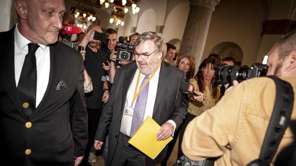 Torsdag formiddag afleverede formanden for Minkkommissionen dens beretning. Torsdag aften lyder det fra store avisledere, at den fremførte kritik bør få konsekvenser for regeringen. (Arkivfoto). <i>Mads Claus Rasmussen/Ritzau Scanpix</i>