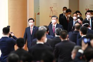 Kina-yndling taget i ed som Hongkongs politiske leder
